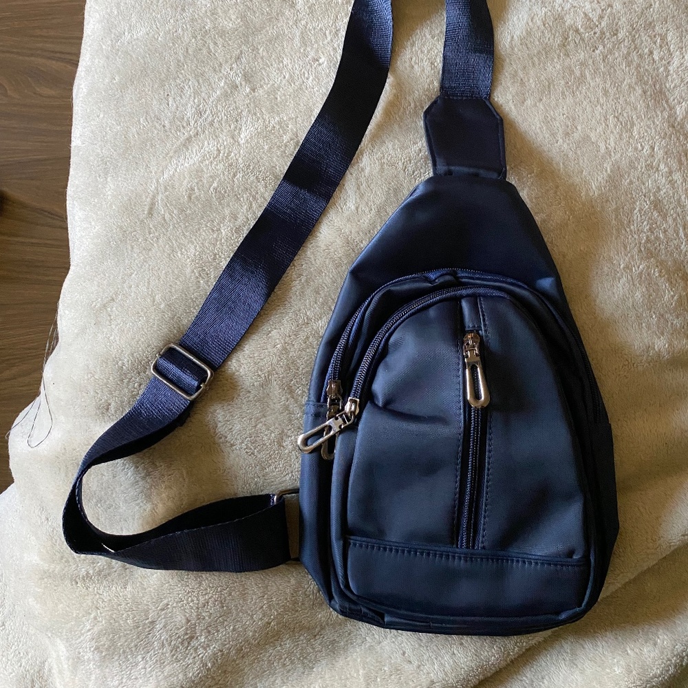 Tiny bag (new)